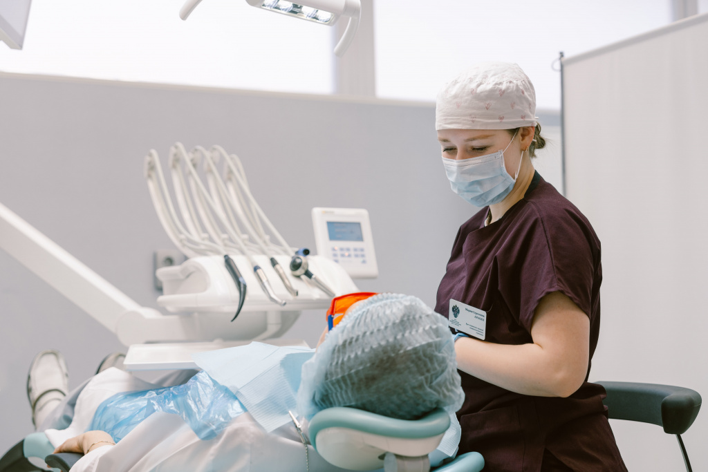 стоматолог-терапевт в Клинике СПбГУ