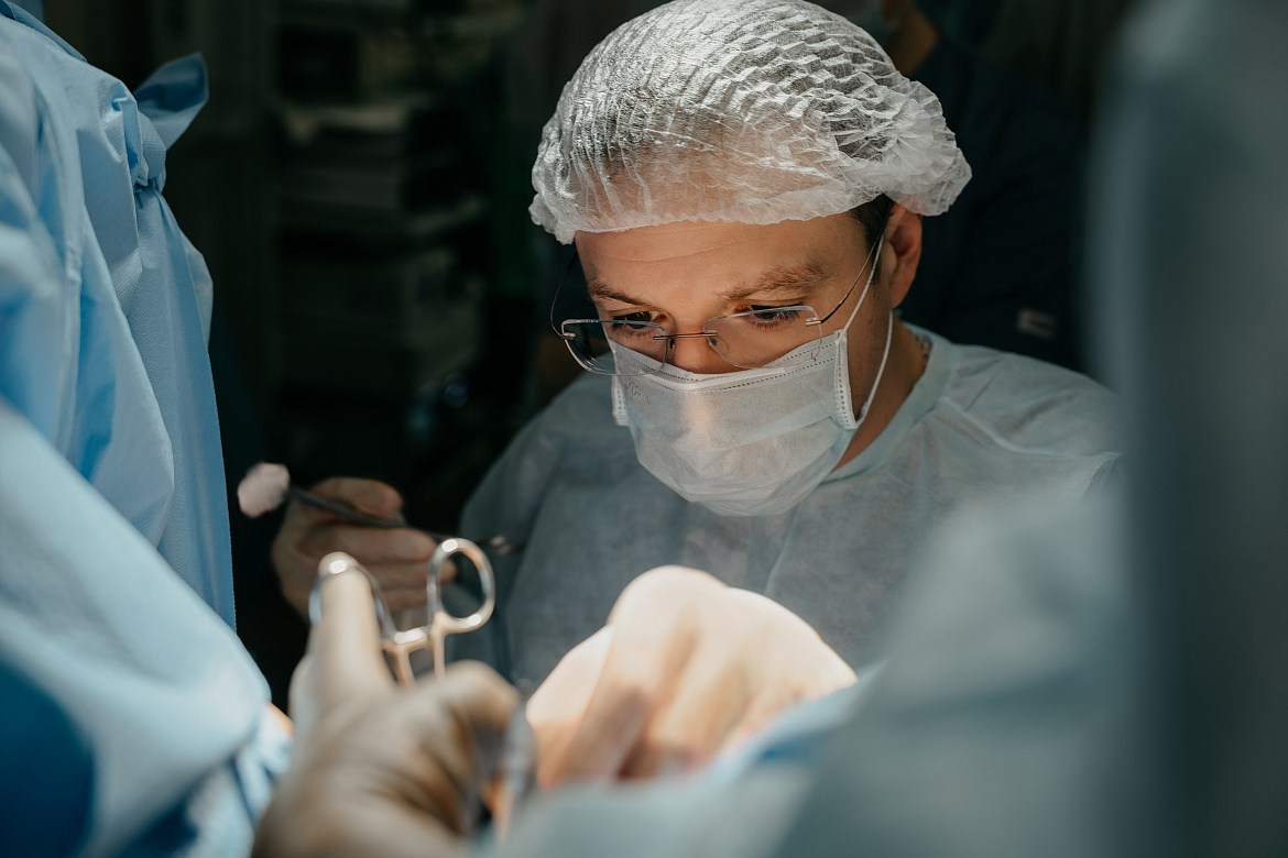 Операции по поводу опущений и выпадений влагалища и матки (пролапс тазовых органов)