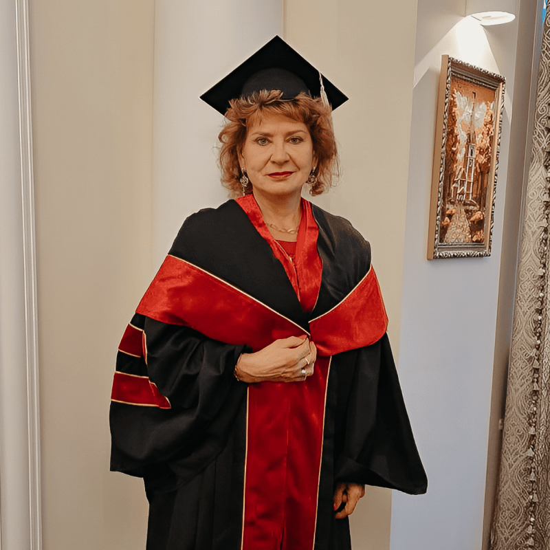Марина Чибисова удостоена звания «Почётный профессор»