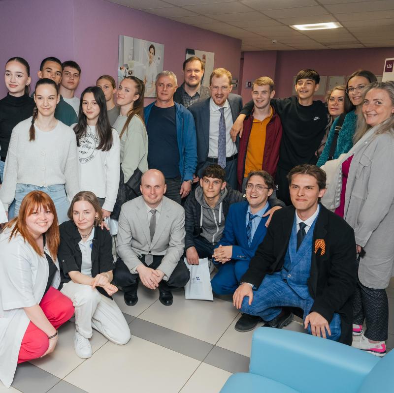 Балканские школьники осваивают высокие медицинские технологии