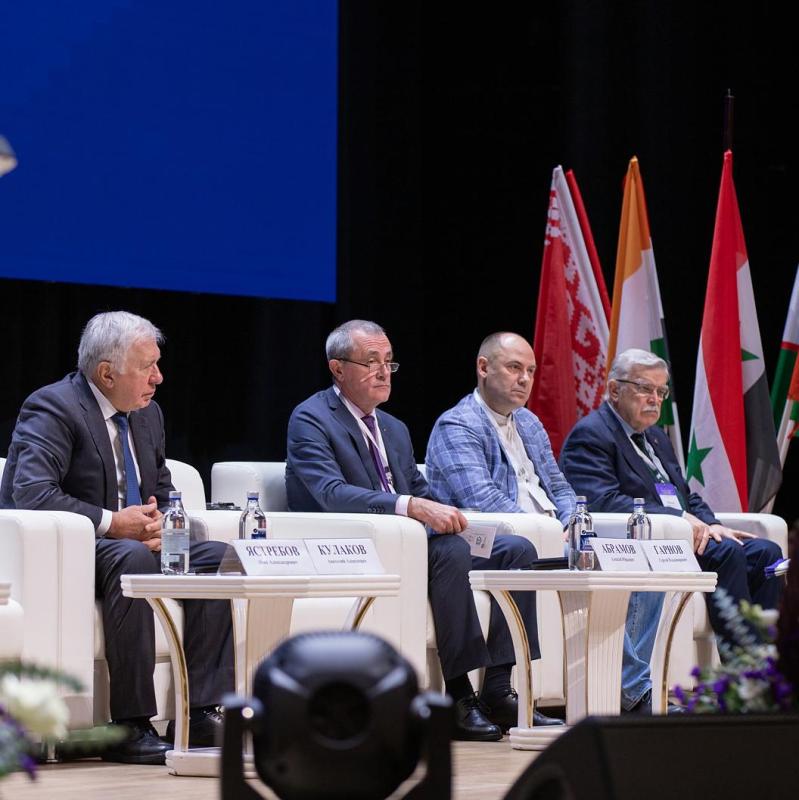 Комплексный подход в лазерной флебологии представлен Клиникой СПбГУ на всероссийской конференции