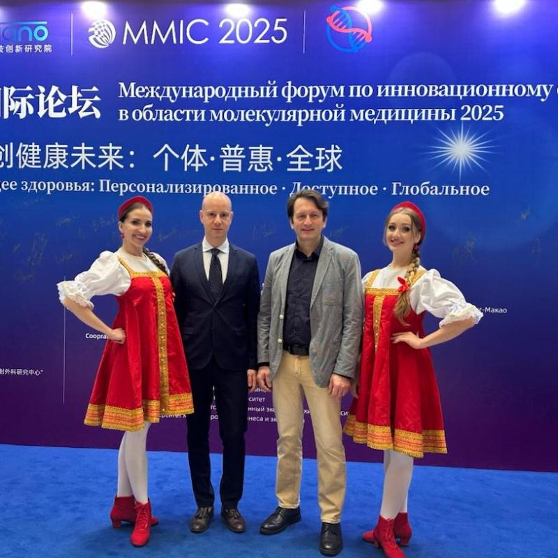 Опыт Клиники СПбГУ в хирургии позвоночника и кисти при редких генетических синдромах представлен в Китае